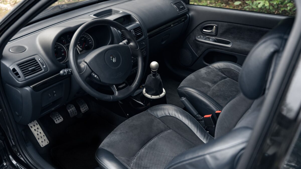 RENAULT CLIO