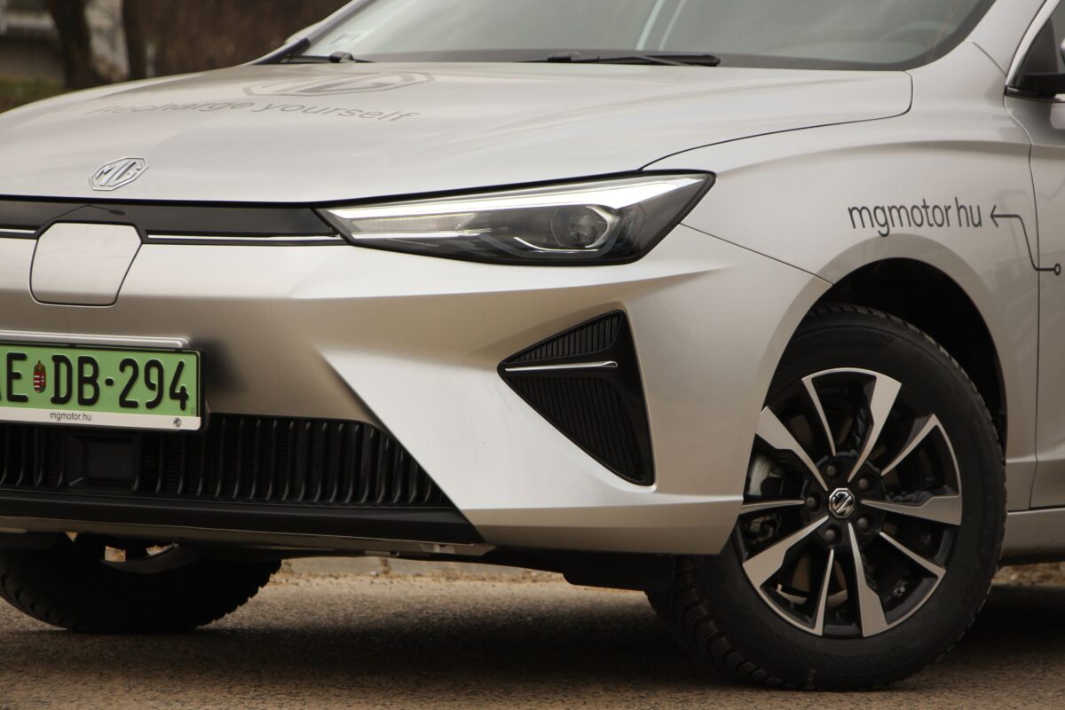 MG MG5