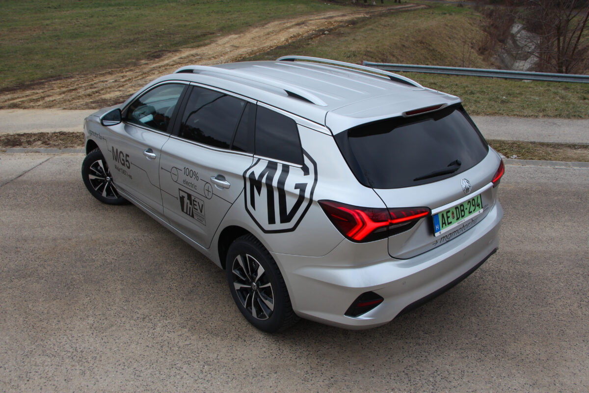 MG MG5