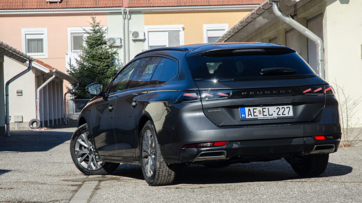 PEUGEOT 508