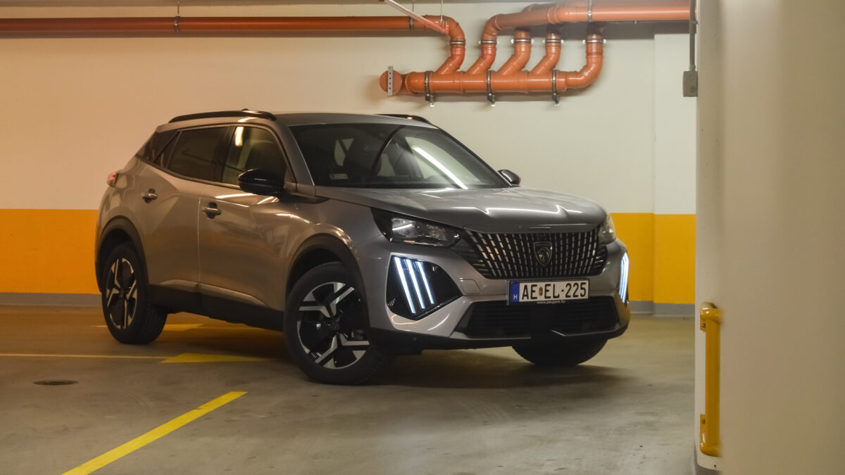 PEUGEOT 2008