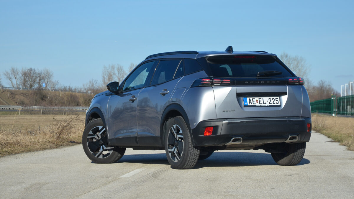 PEUGEOT 2008