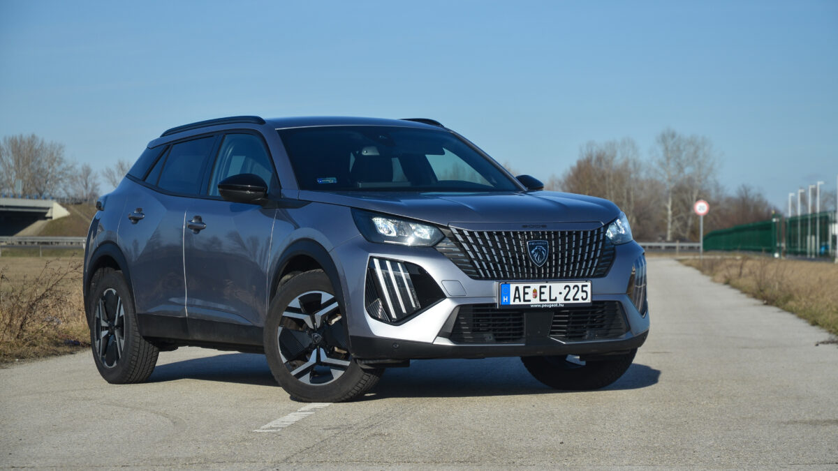 PEUGEOT 2008