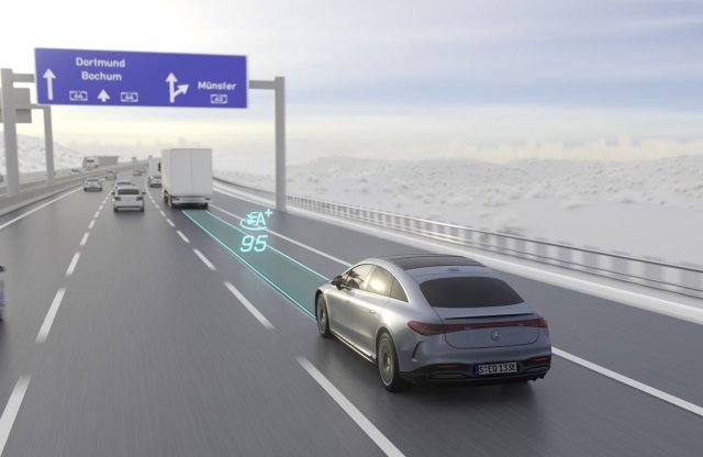Fontos mérföldkövet ért el a Mercedes az önvezetésben