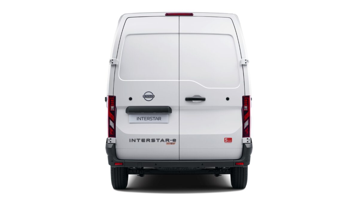 NISSAN INTERSTAR