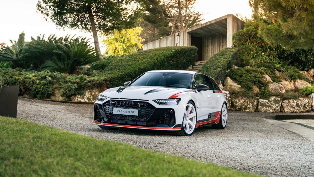 AUDI RS6