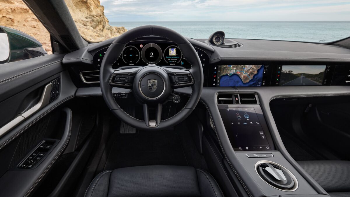 PORSCHE TAYCAN