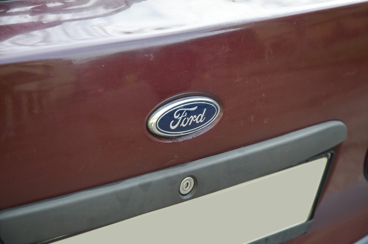 FORD ESCORT