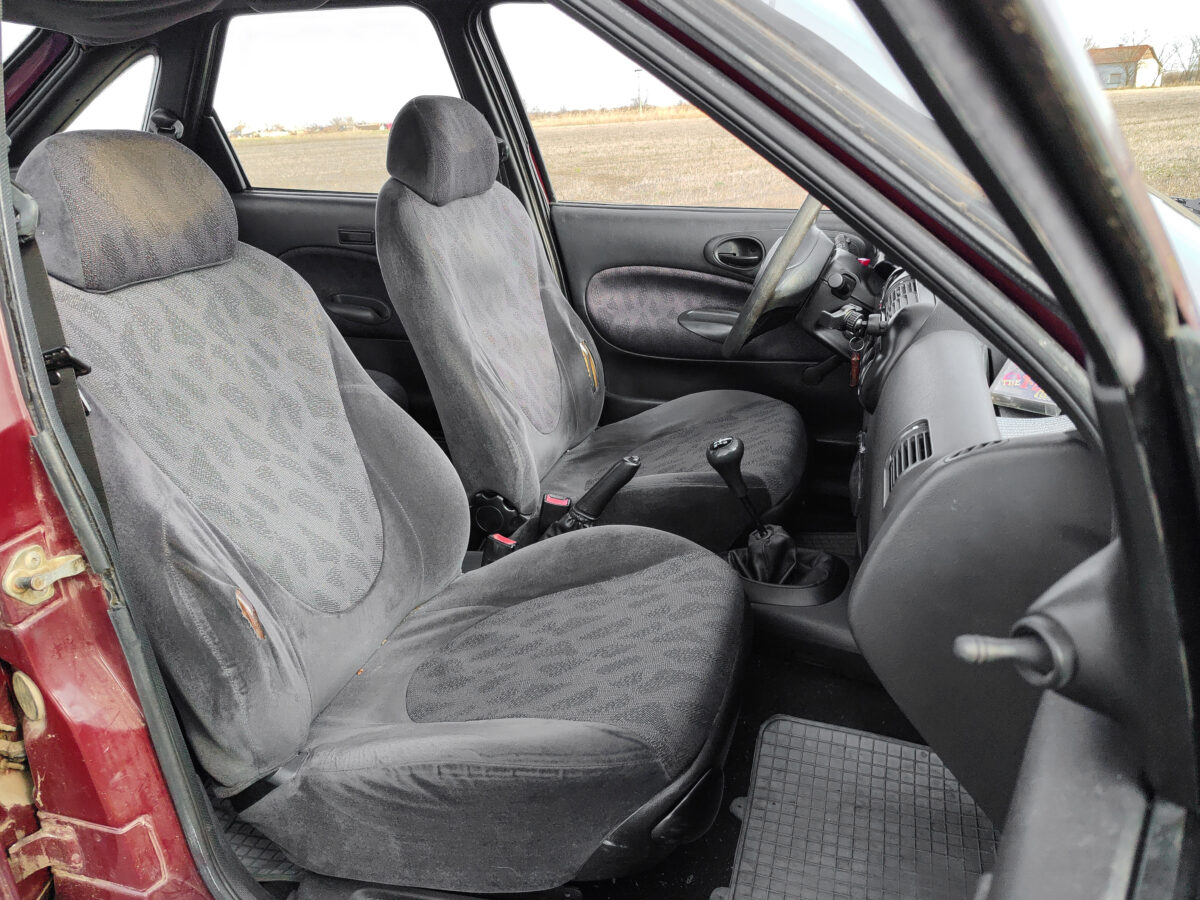 FORD ESCORT