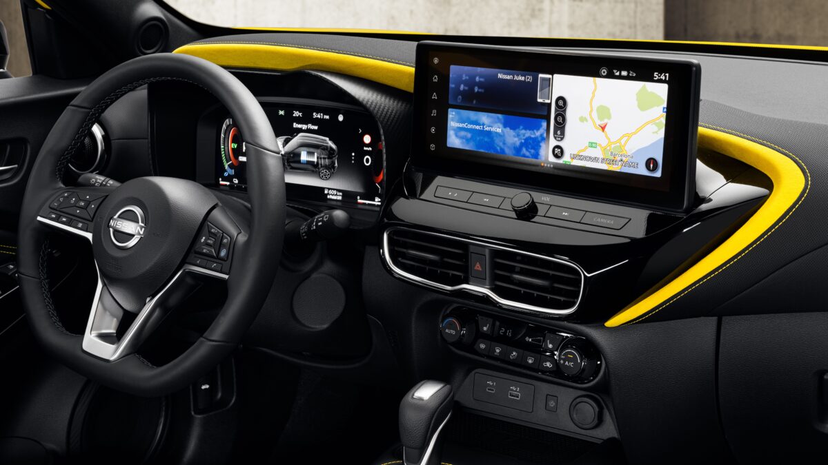 NISSAN JUKE