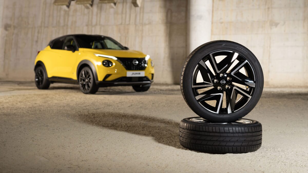 NISSAN JUKE