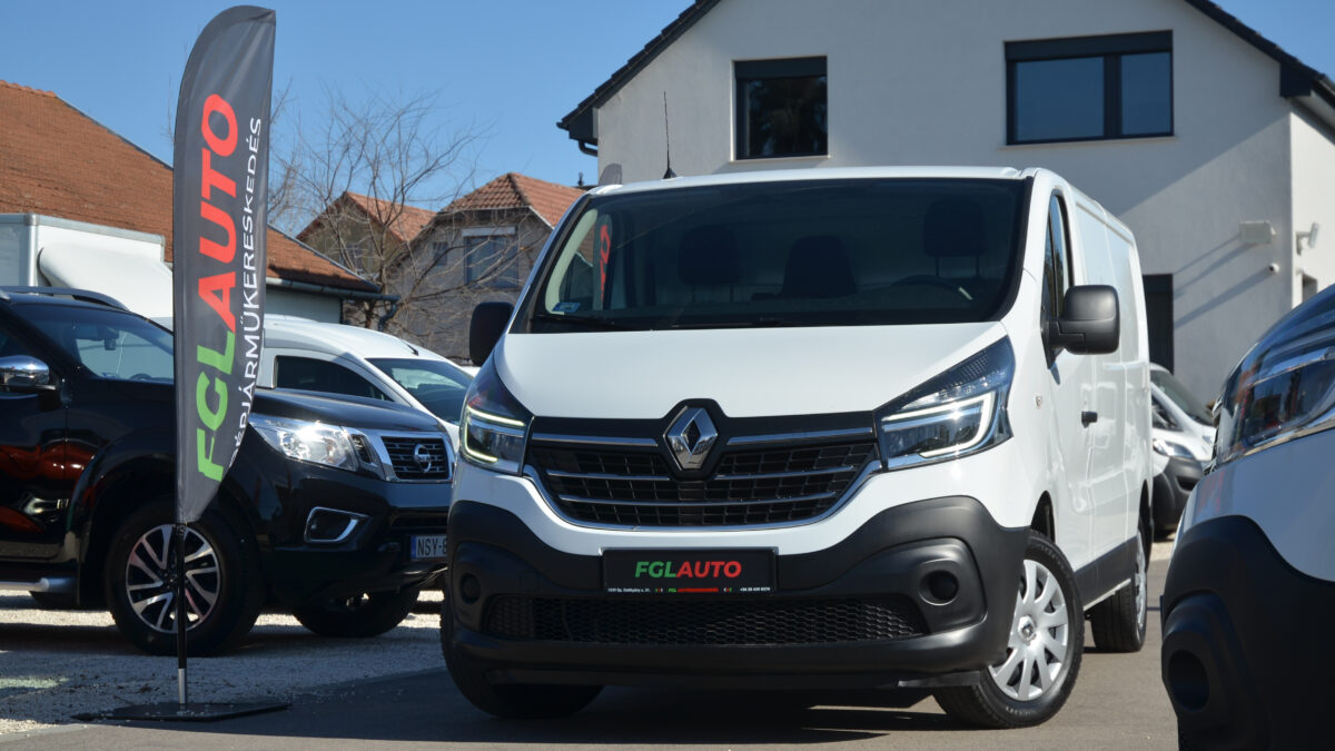 RENAULT TRAFIC