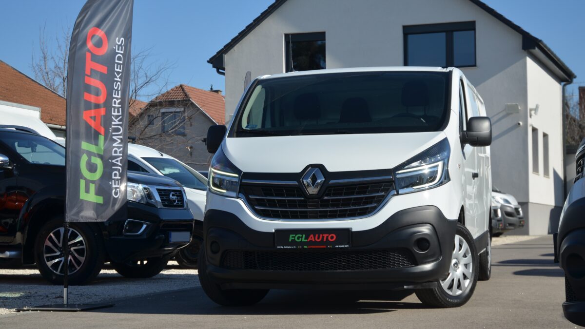 RENAULT TRAFIC