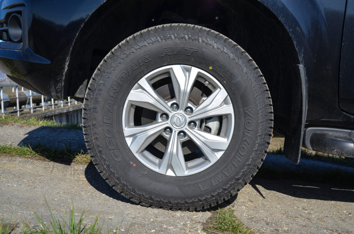 DONGFENG (DFSK) DF6