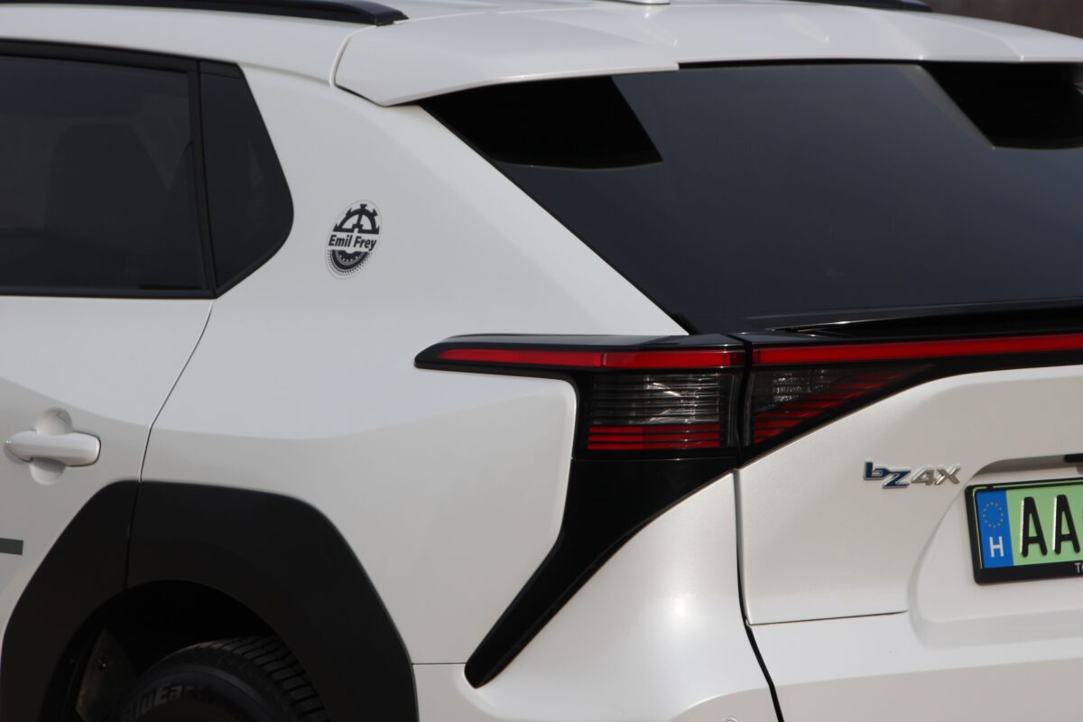 TOYOTA