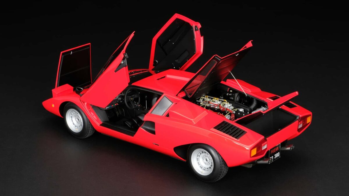 LAMBORGHINI