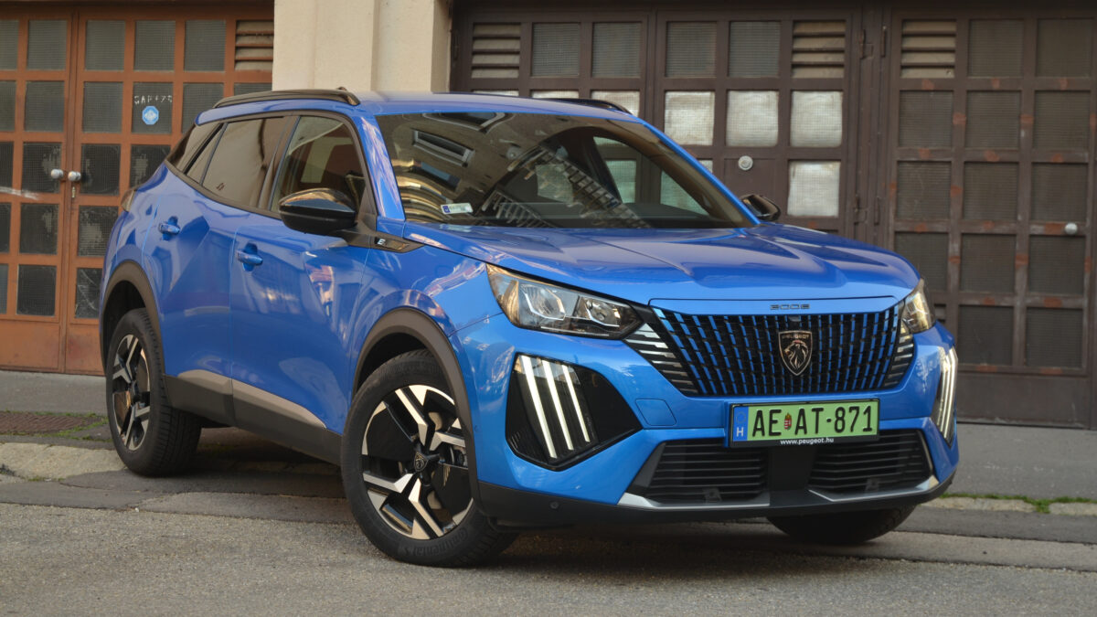 PEUGEOT 2008