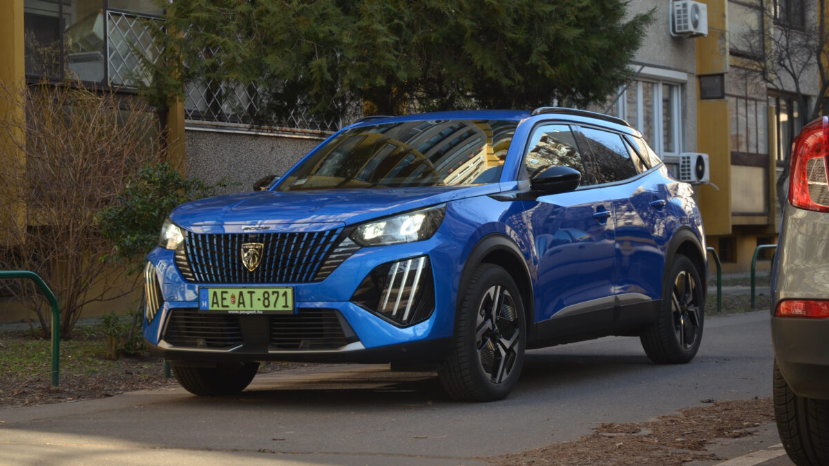 PEUGEOT 2008