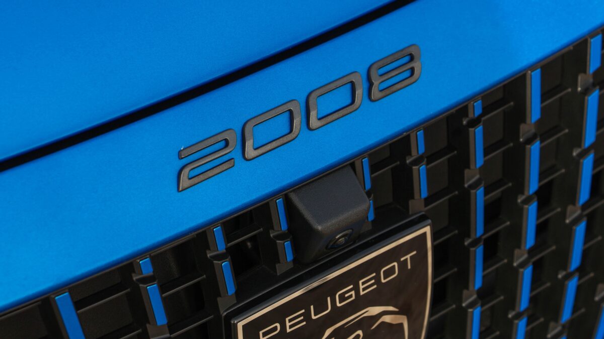 PEUGEOT 2008