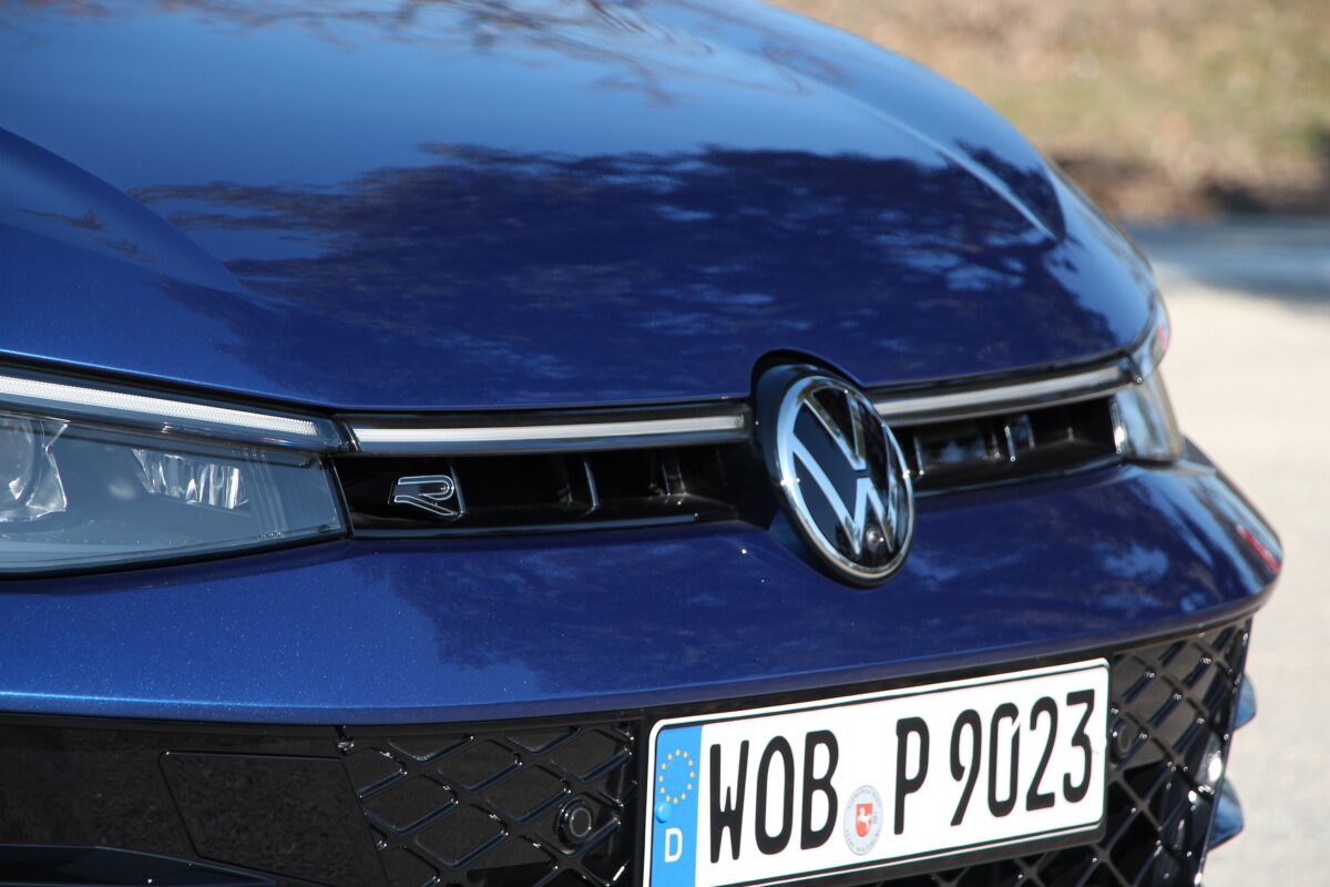 VOLKSWAGEN