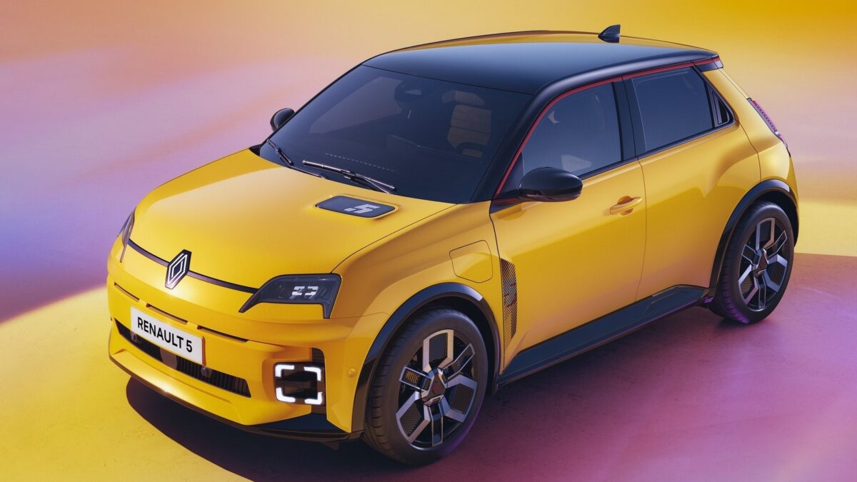 RENAULT