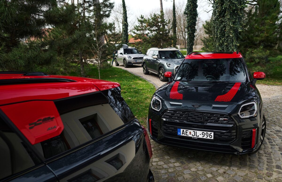 MINI