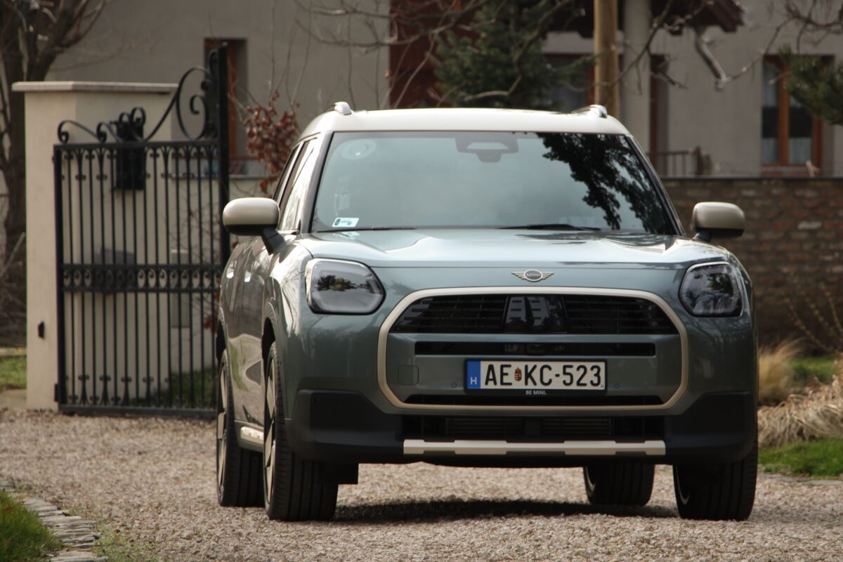 MINI