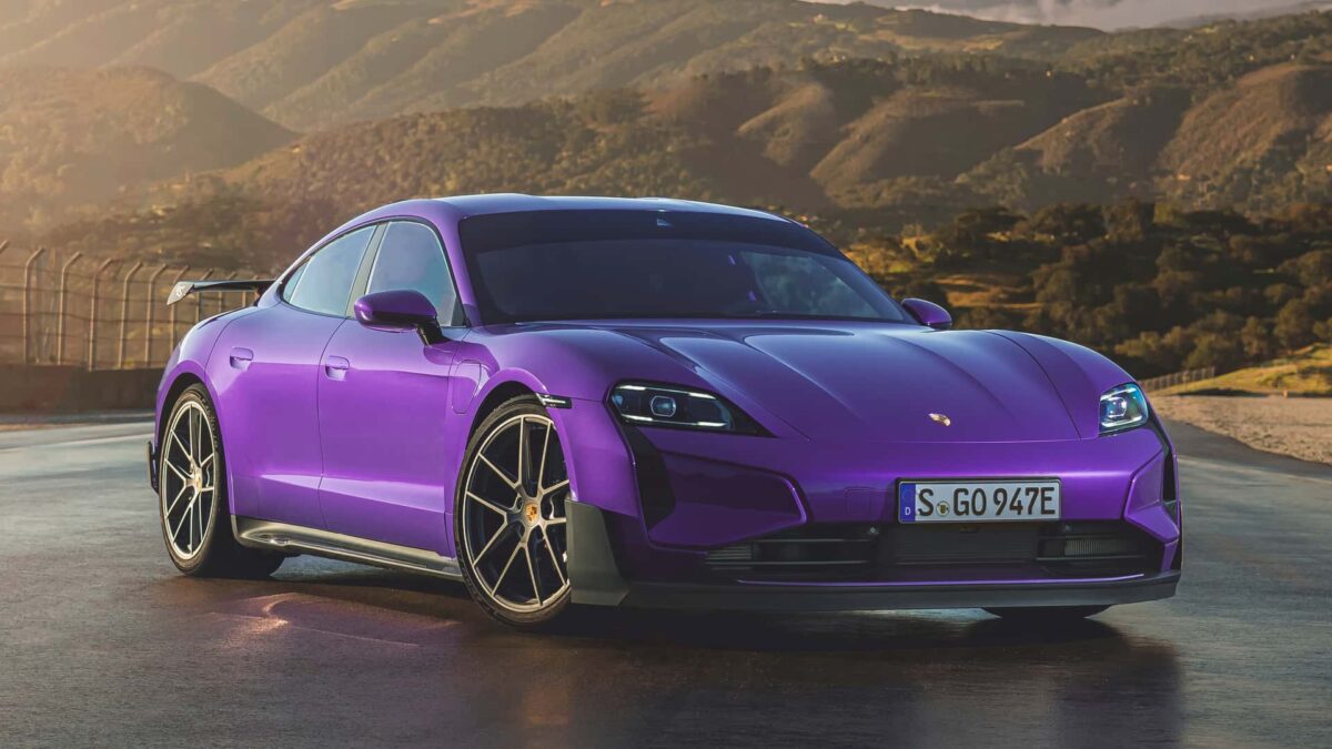 PORSCHE TAYCAN