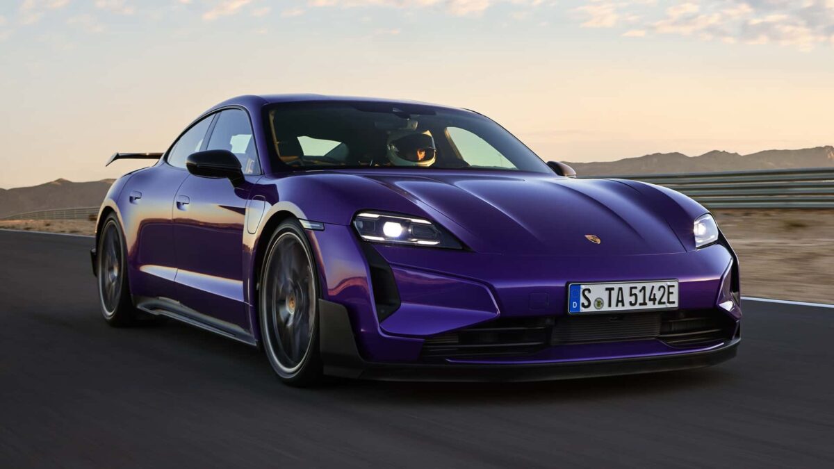 PORSCHE TAYCAN