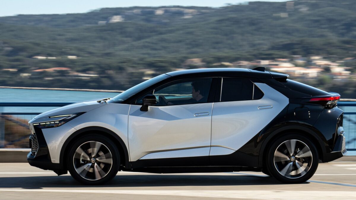 TOYOTA