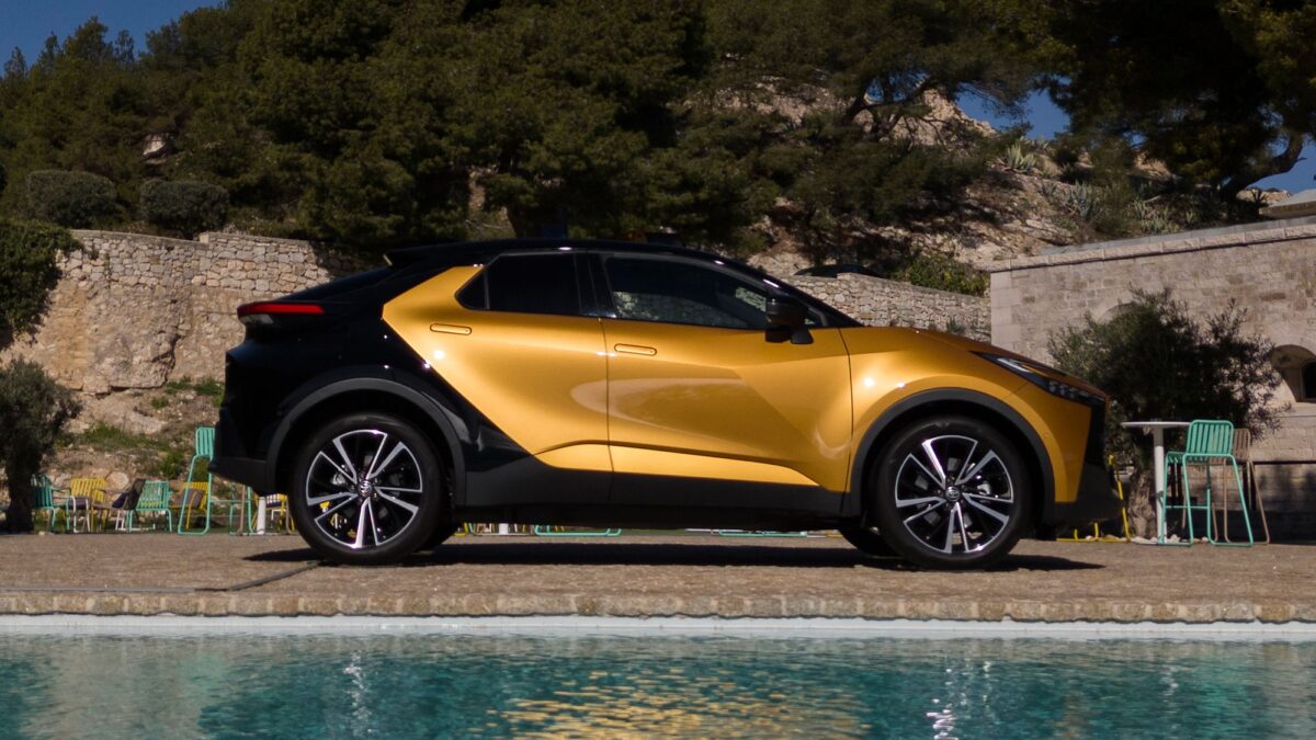 TOYOTA