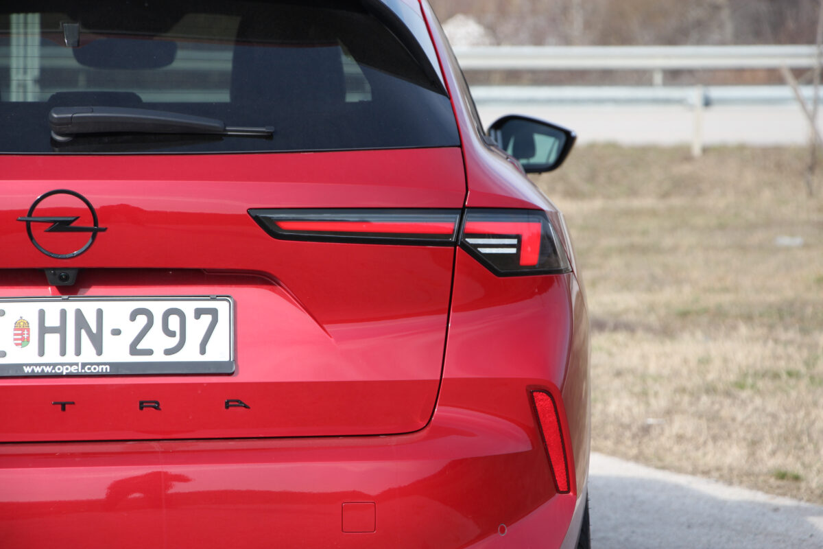 OPEL