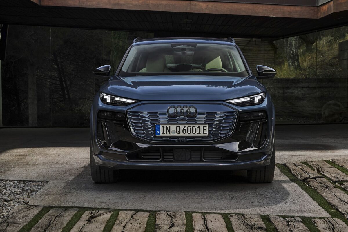 AUDI