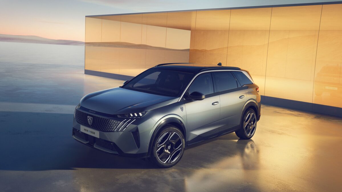 PEUGEOT 5008