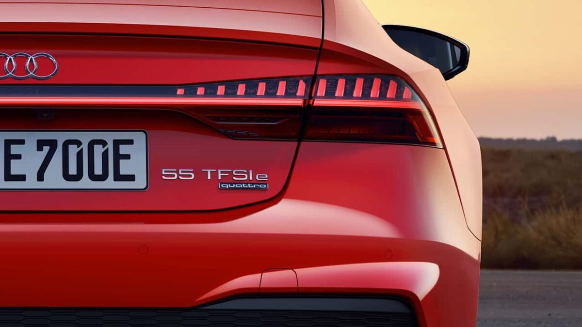 AUDI