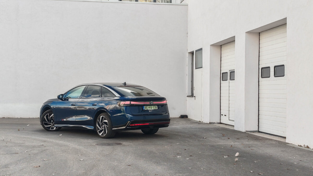 VOLKSWAGEN ID.7