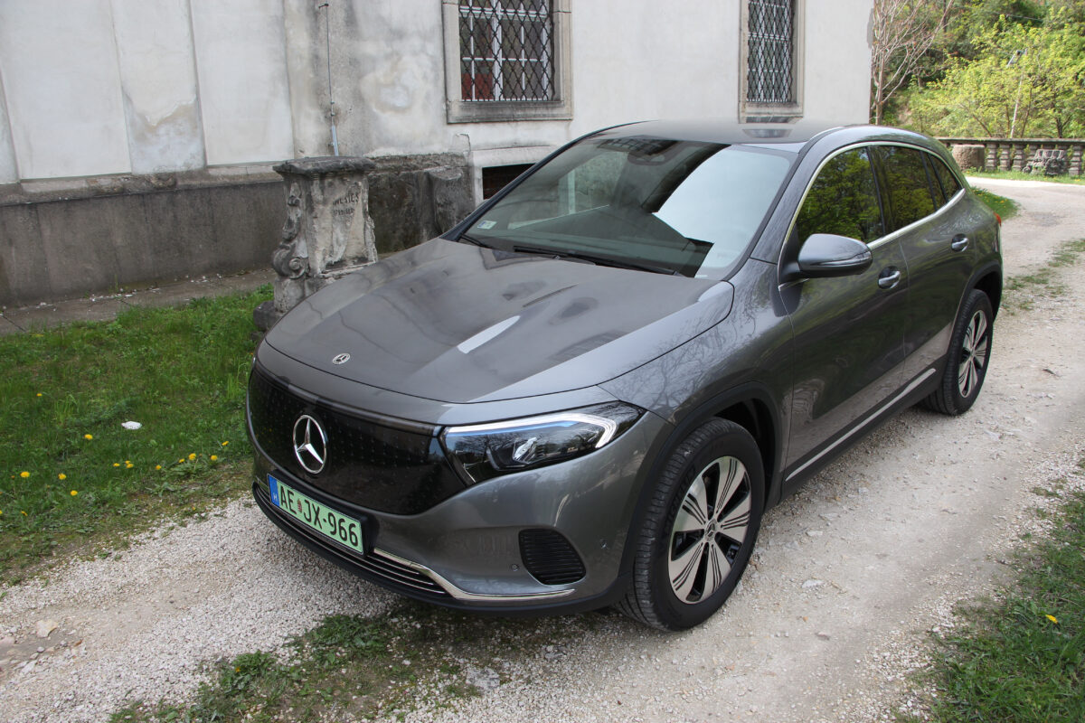 MERCEDES-BENZ