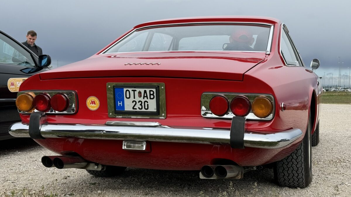FERRARI 365