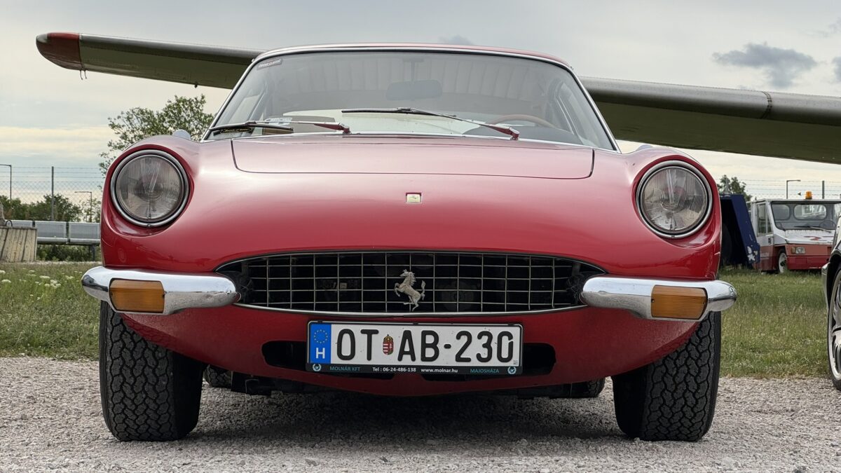 FERRARI 365