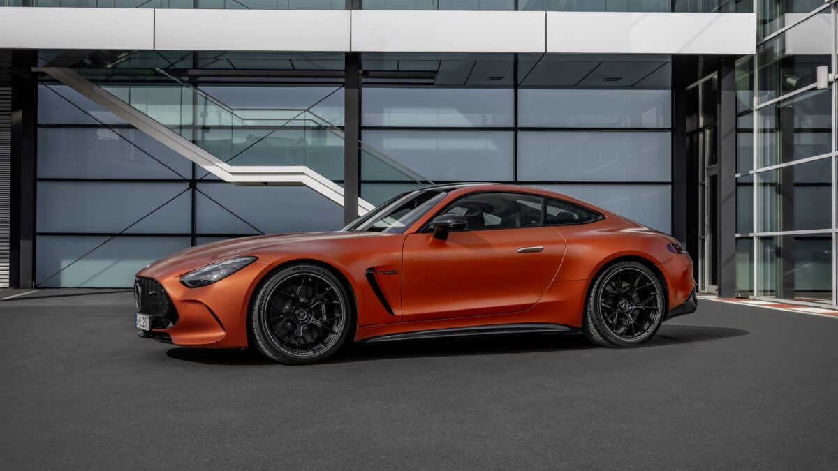MERCEDES-AMG GT