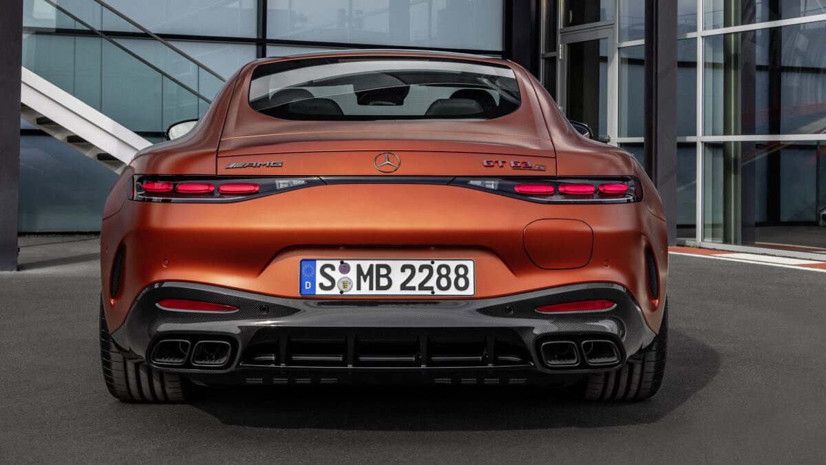 MERCEDES-AMG GT