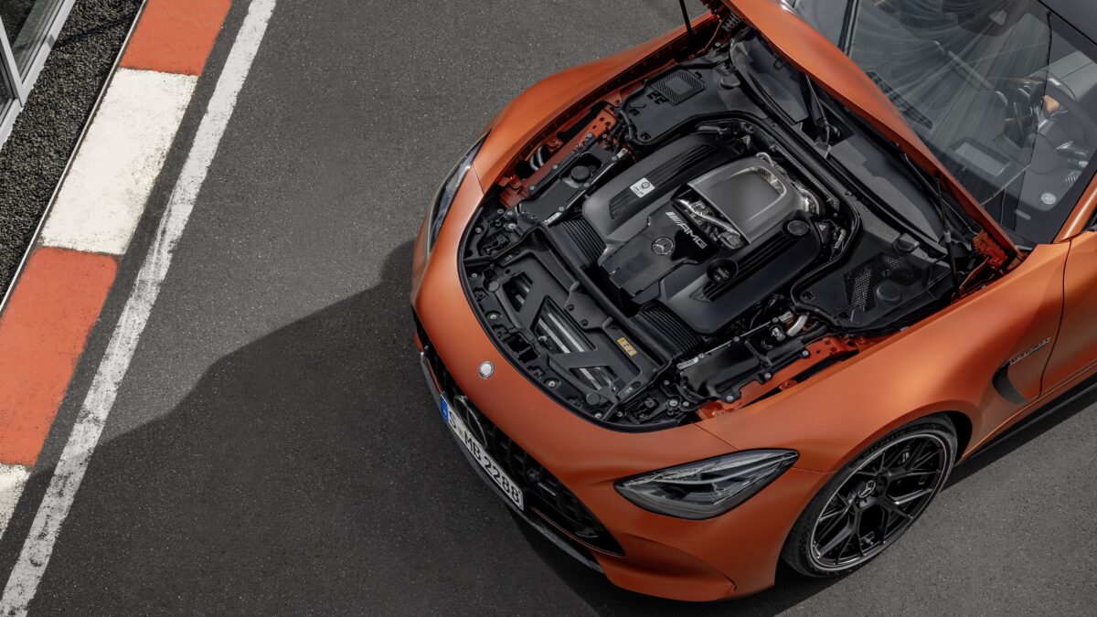 MERCEDES-AMG GT