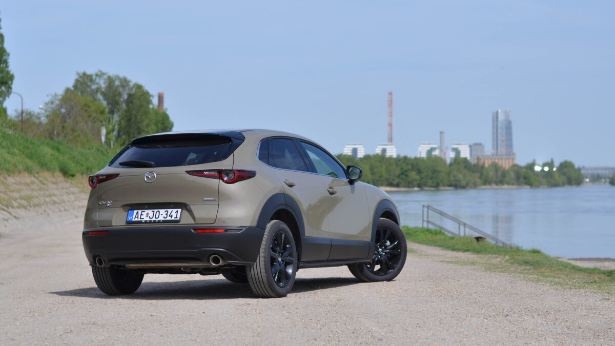 MAZDA CX-30