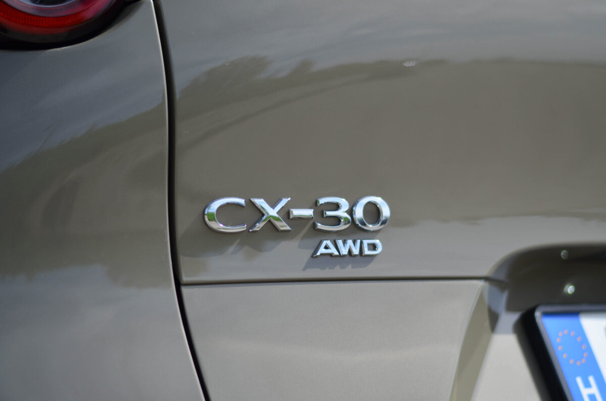 MAZDA CX-30