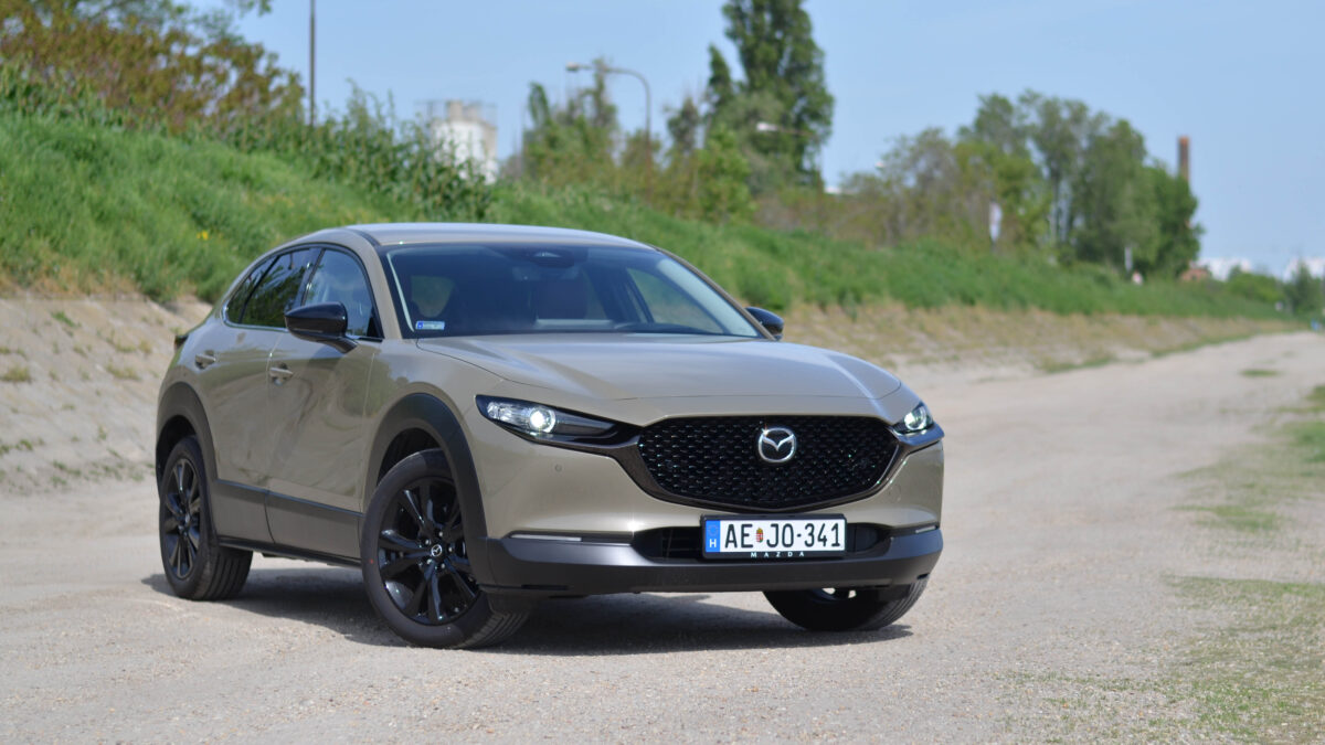 MAZDA CX-30