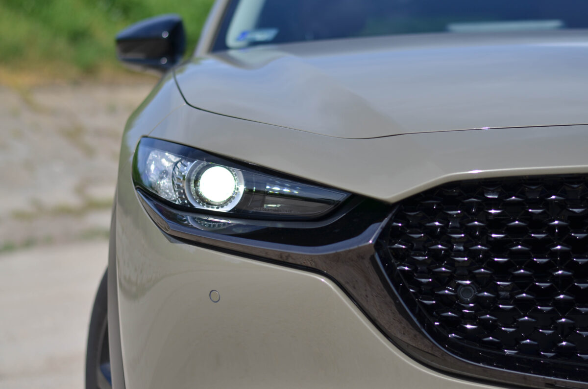 MAZDA CX-30