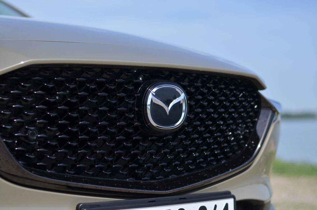 MAZDA CX-30