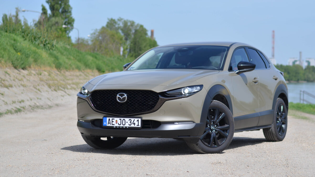 MAZDA CX-30
