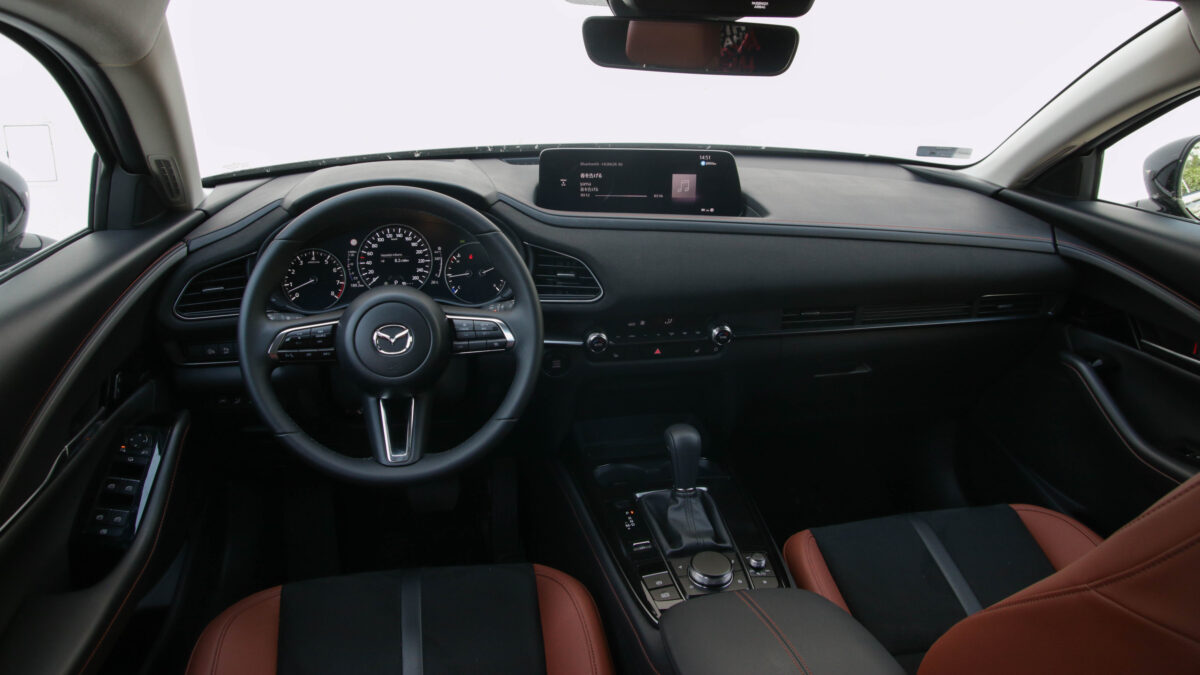 MAZDA CX-30
