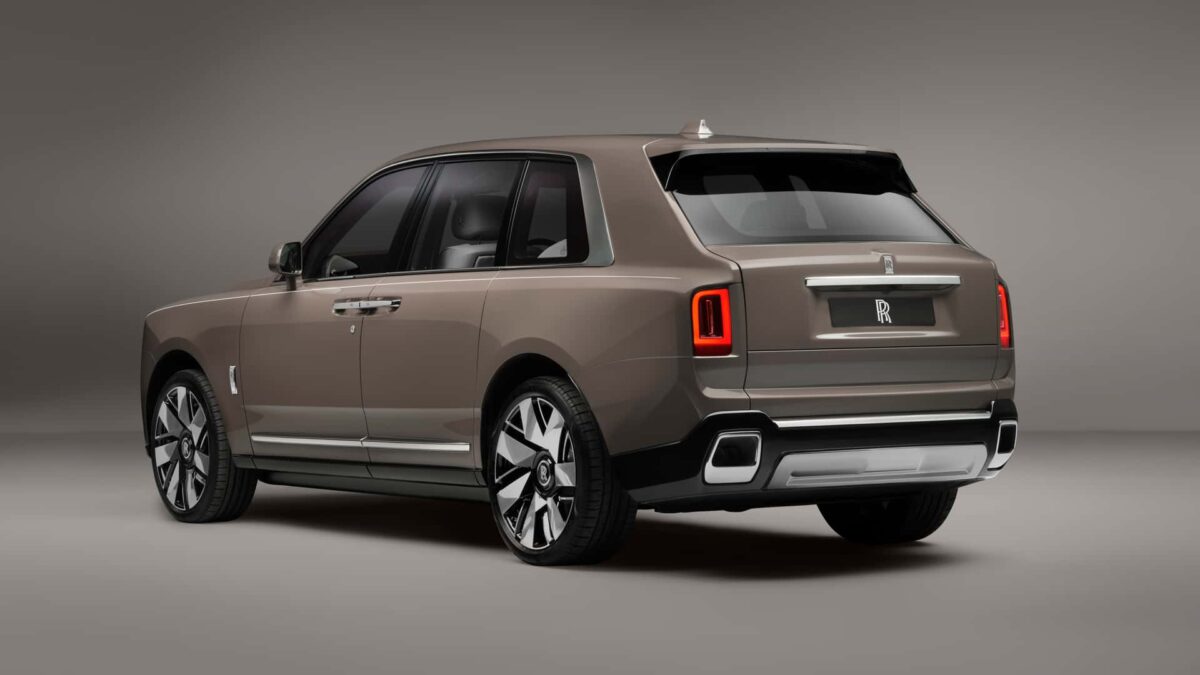 ROLLS-ROYCE